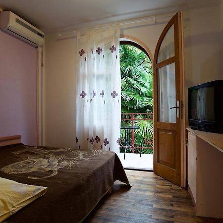 לובראן Romantic Room With Balcony מראה חיצוני תמונה